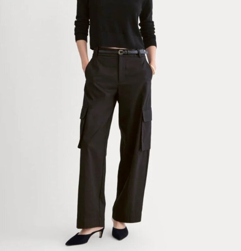 women Everlane NWT Wide-Leg Cargo Trouser in Buttersmooth Black Pants 6