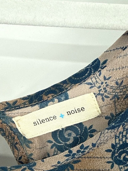 women Silence + Noise Silk Boho Chic Blouse Beige Woven Top