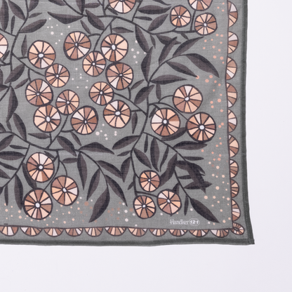 34" Wild Rag Eleanor Bandana