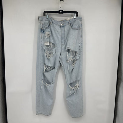 women American Eagle NWT Highest Rise Mom Jean Blue Jeans 18