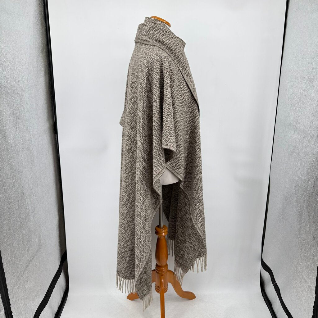 Made in Mexico Natural Wool Poncho Jacket
