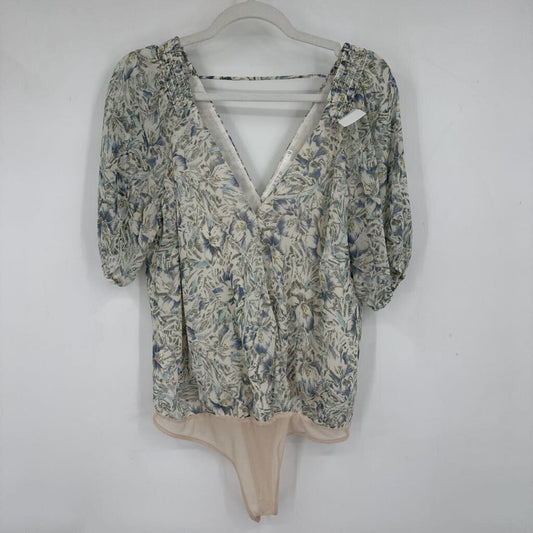 women ASTR Floral Print Body Suit Cream Woven Top L