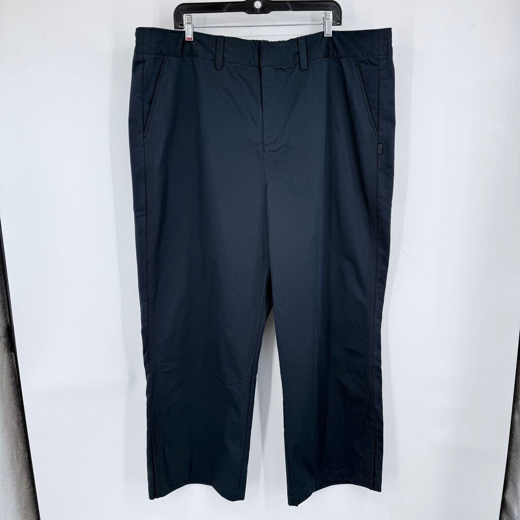 women Nike NWT Standard Fit Mid Rise Full Length Black Pants XXL