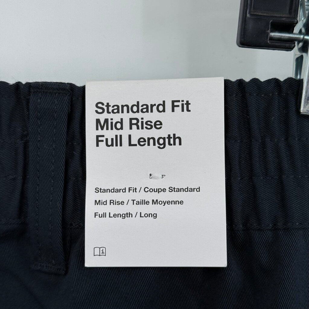 women Nike NWT Standard Fit Mid Rise Full Length Black Pants XXL