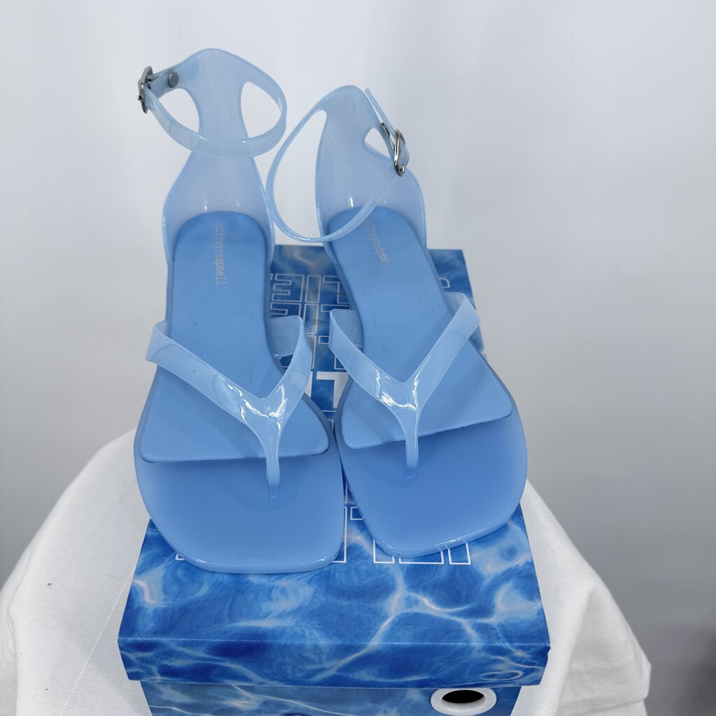 women Jeffrey Campbell NIB Gummy Thong Kitten Heel Sandals Blue Shoes 39/8