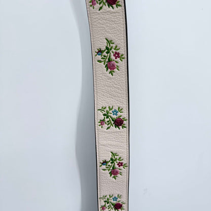 women Coach NWOT Novelty Guitar Strap Glitter Floral Cross Stitch Cream Purse