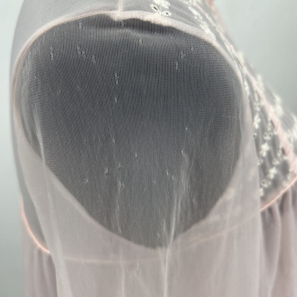 women Miss Elaine Sheer Dressing Gown Pink Vintage
