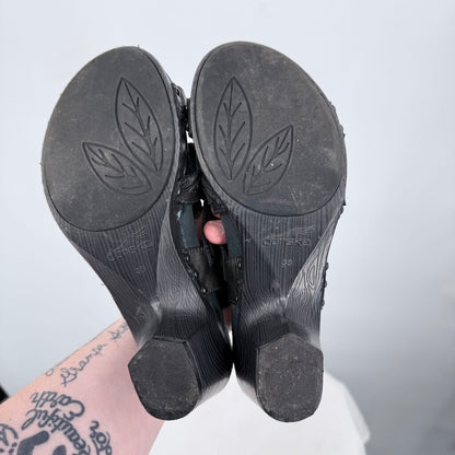 women Dansko Flower Shaped Leather Sandals Black Shoes 38/7.5
