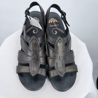 women Dansko Flower Shaped Leather Sandals Black Shoes 38/7.5