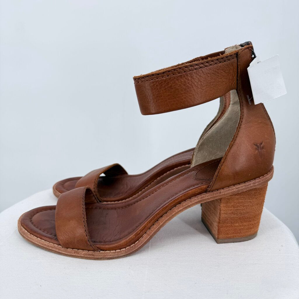 women Frye Brielle Back Zip Leather Sandal Cognac Brown Shoes 8.5