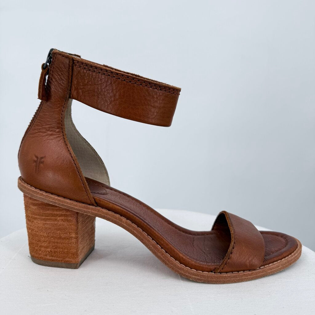 women Frye Brielle Back Zip Leather Sandal Cognac Brown Shoes 8.5