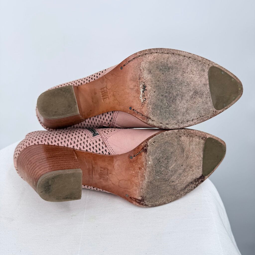 women Frye Jennifer Perforated Bootie Blush Pink Shoes 7.5