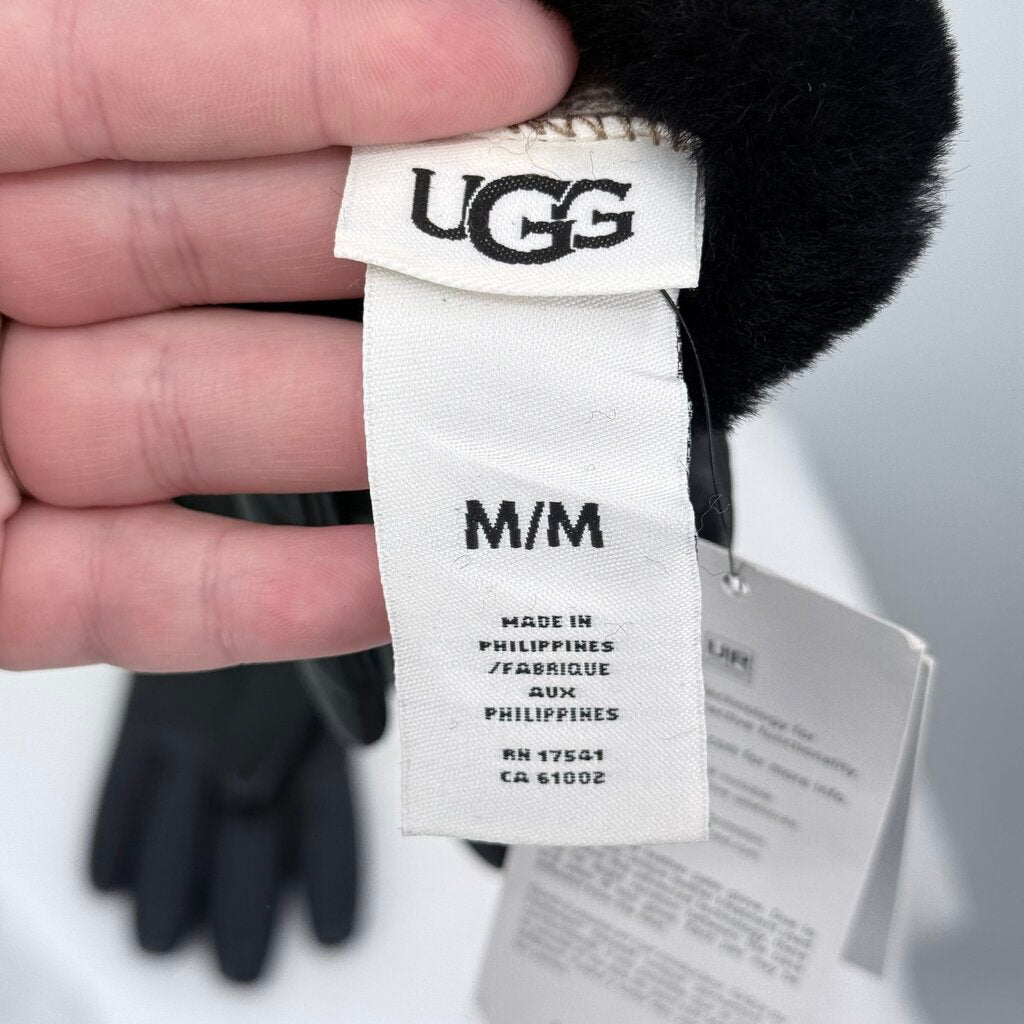 women Ugg NWT Leather Quilted Logo Tech Gloves Black Uncatagorized M
